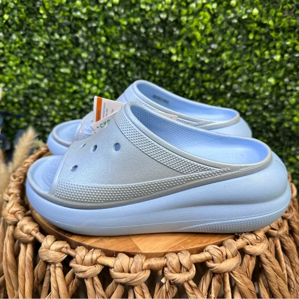Nwt CROCS crush meta pearl slides‎ nwt